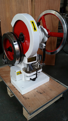 TIANHE TDP-1.5T Einfachstoßtablettenpressmaschine 3600 Tabletten pro Stunde fournisseur