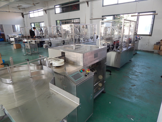 TIANHE Automatische 100 ml Flasche Flüssigkeitsfüllmaschine für pharmazeutische Verpackungen fournisseur