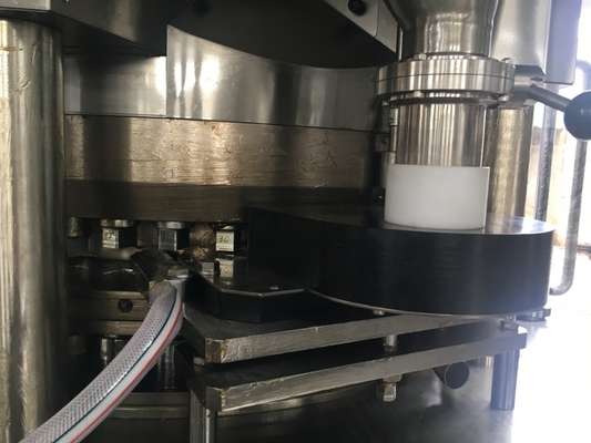 TIANHE Kampfer Monat Kugel Waschtablette automatische Tablettenpresse Maschine Biotech Einzel-Doppel-Drei-Schicht fournisseur