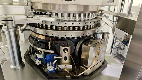 TIANHE Medizin, Lebensmittel, Chemie Tabletten Vollautomatischer Hochgeschwindigkeits-Tablettenpressmaschine fournisseur