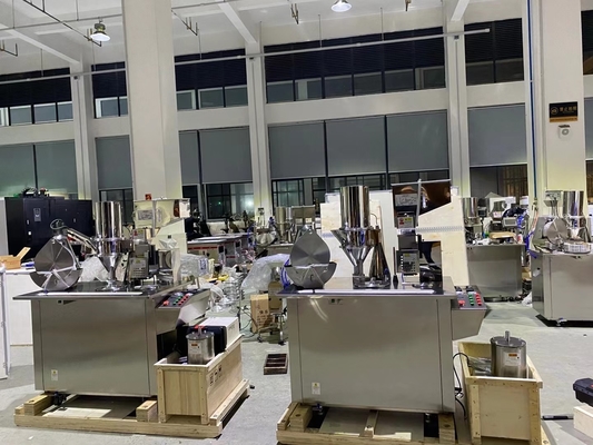 Halbautomatische Kapselfüllmaschine CGN-208 28000PCS/Stunde 2,12kw fournisseur