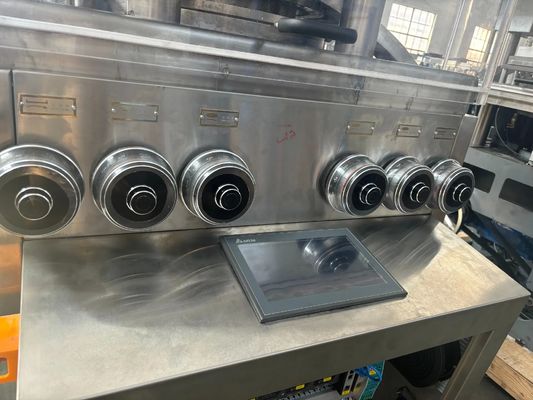 Hochgeschwindigkeits-Rundläufer-Tablettenpresse mit 57 Stationen, 410400 Stück/h Kapazität und automatischem Schmiersystem fournisseur