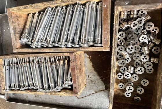 Multi-Tip Tablet Press Tooling (Multi-Tip Dies & Punches) for tablet press machine fournisseur