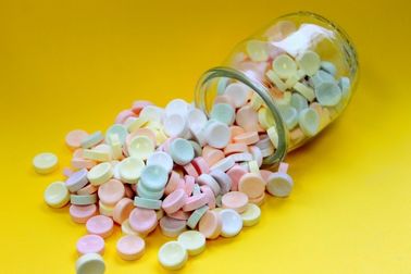 Automatische Drehtablet-Presse-Hochdruckmaschine für pharmazeutische Lebensmittelindustrie fournisseur