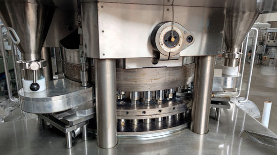 TIANHE Dreifarbige Geschirrspültabletten-Pressmaschine für Desinfektionstabletten fournisseur