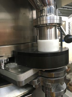 Automatische Tablettenpressehochgeschwindigkeitsmaschine für Apotheken-Gesundheitswesen fournisseur