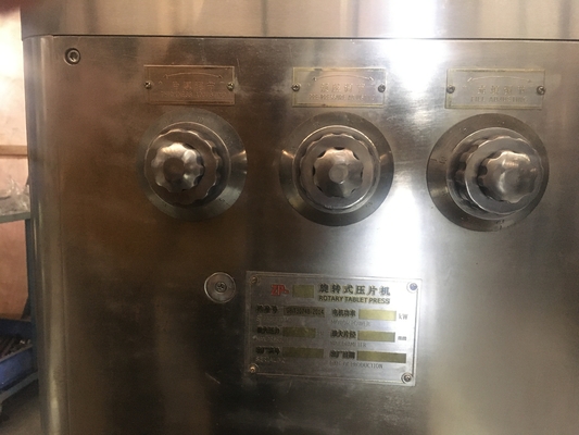 8 Durchmesser der Stations-voller automatischer Labortablet-Presse-Maschine 18mm fournisseur