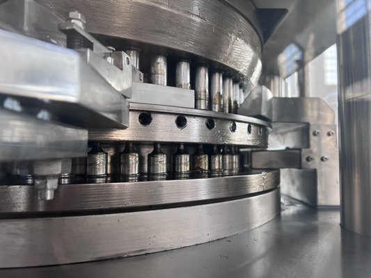 TIANHE Ergänzungsmittel Kautschukmittel Hochgeschwindigkeits-Tabletten-Komprimiermaschine für Kaplettenform fournisseur